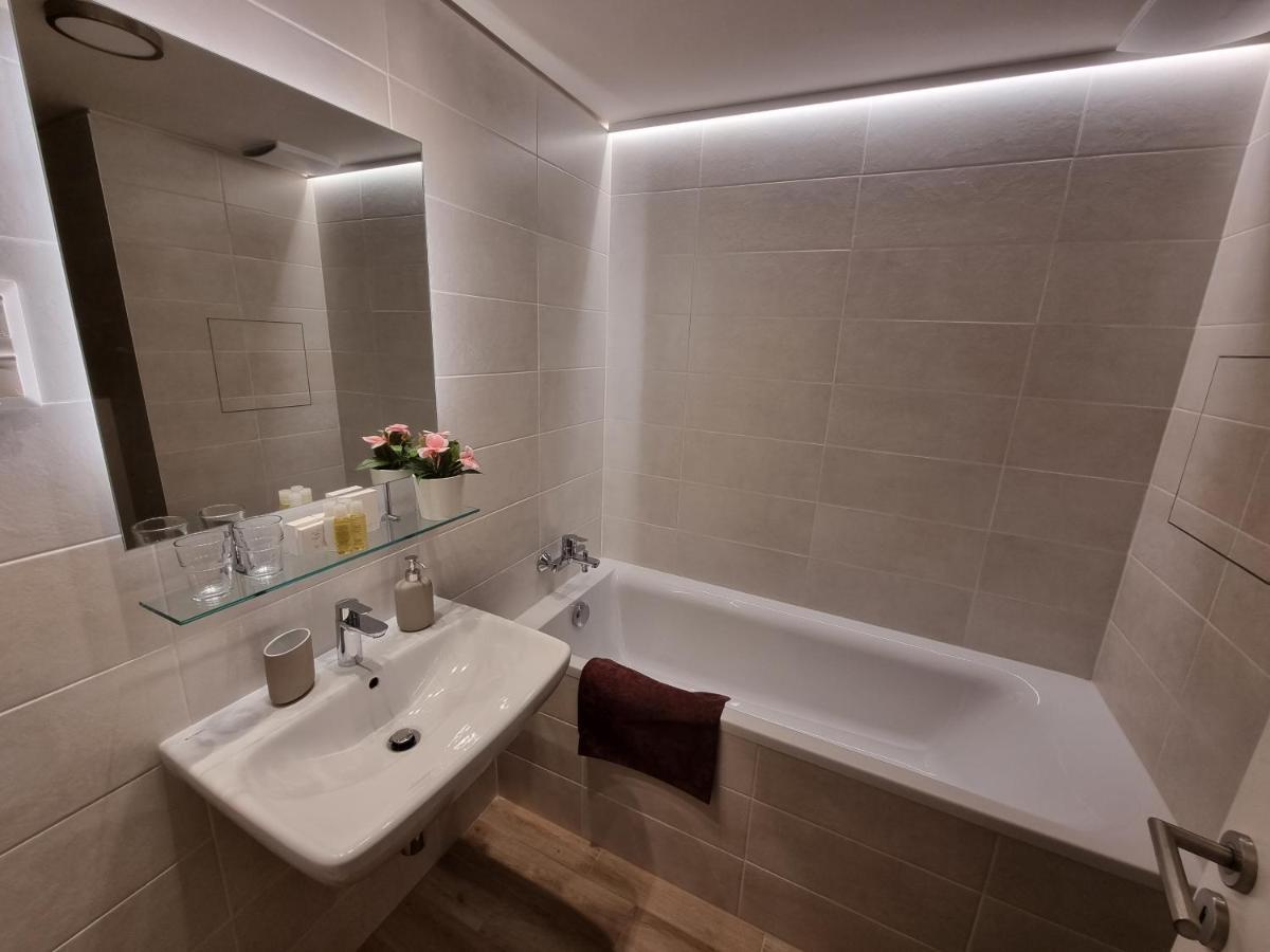 Rivercity Apartments Budapest Bagian luar foto